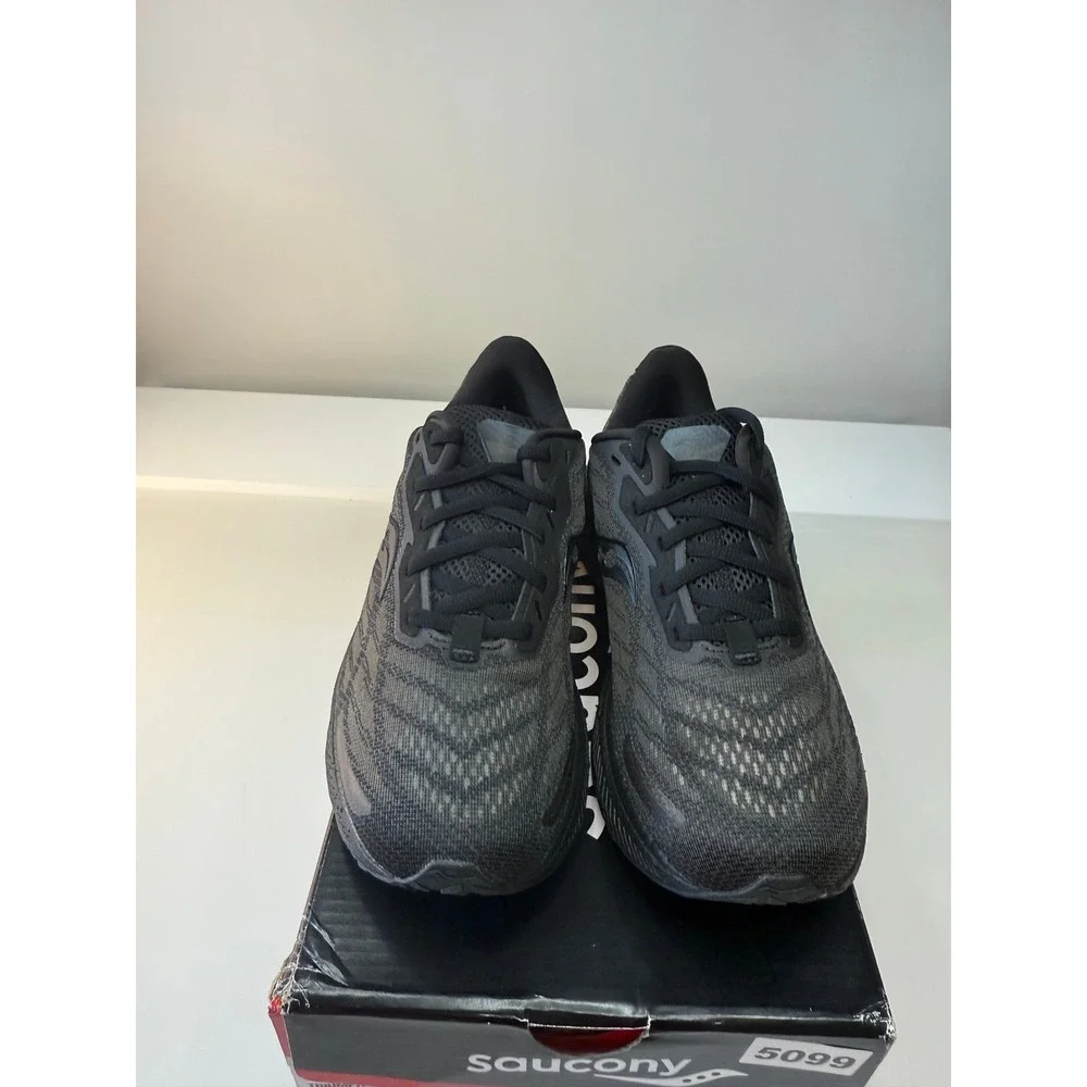 Saucony Triumph 19 Womens  Triple Black S10678-14 Size 9 Sneakers‎ New
